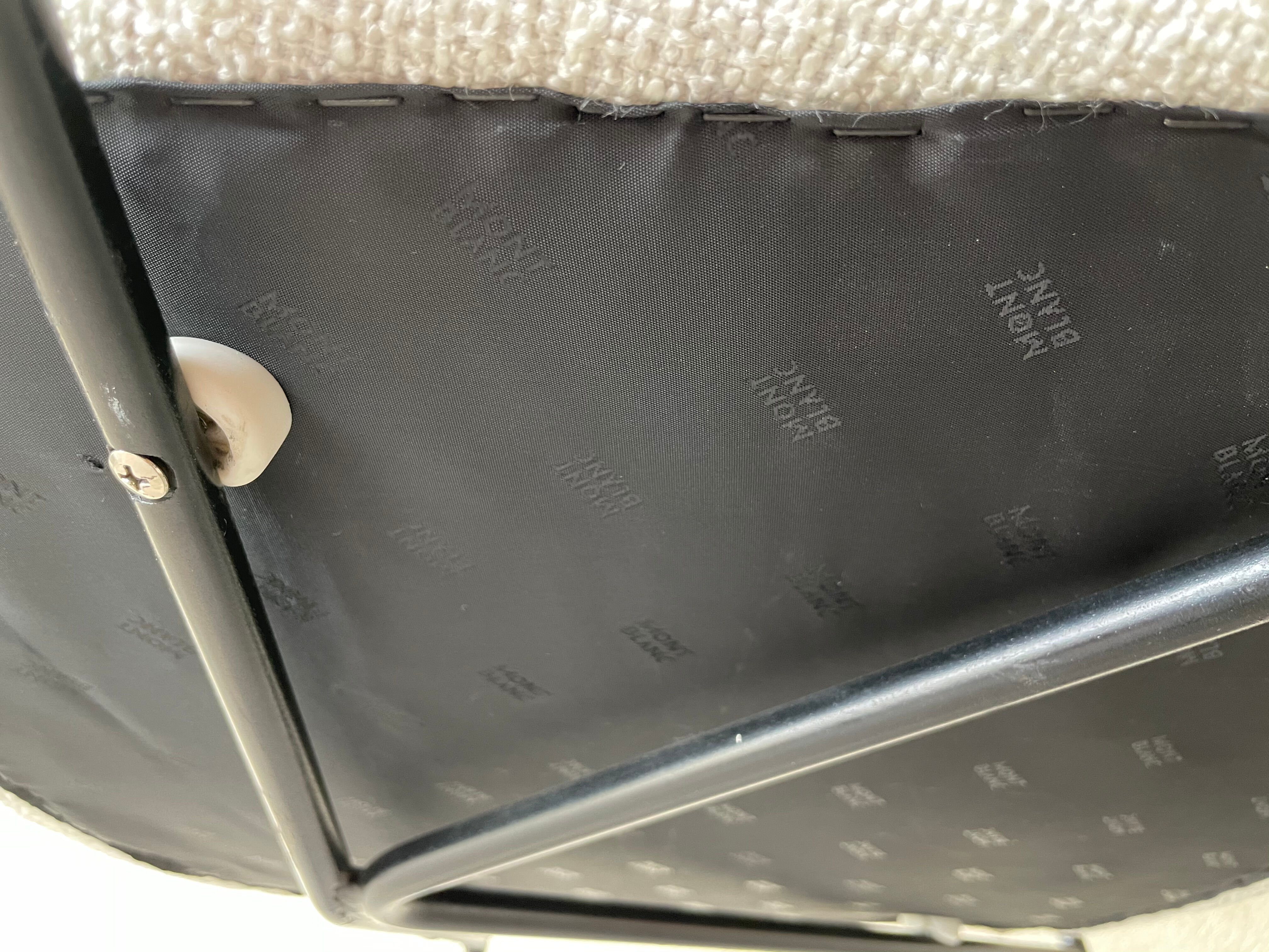 Pair of chairs CM197 by Pierre Paulin, in curly wool