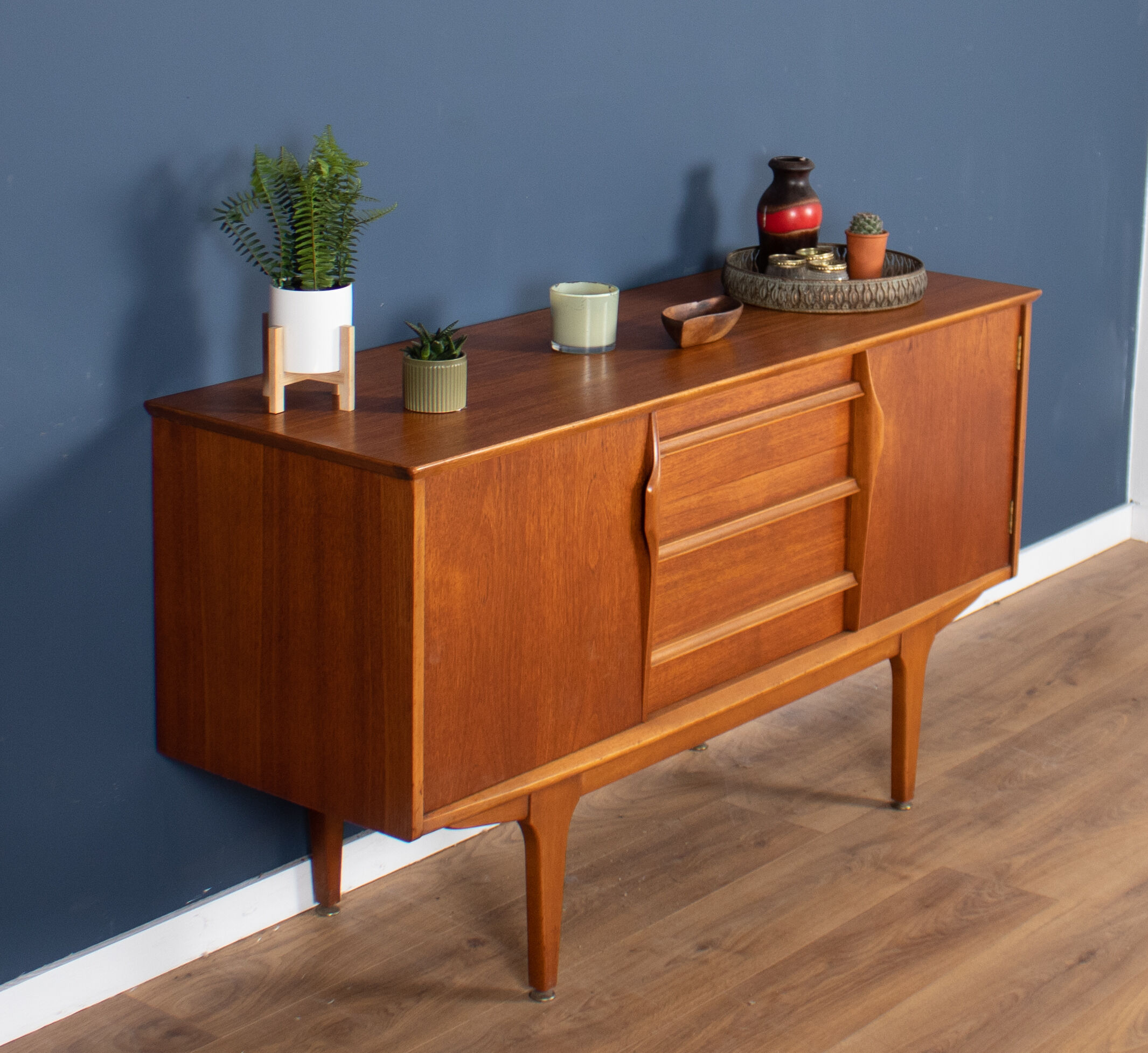 Enfilade Jentique 1960