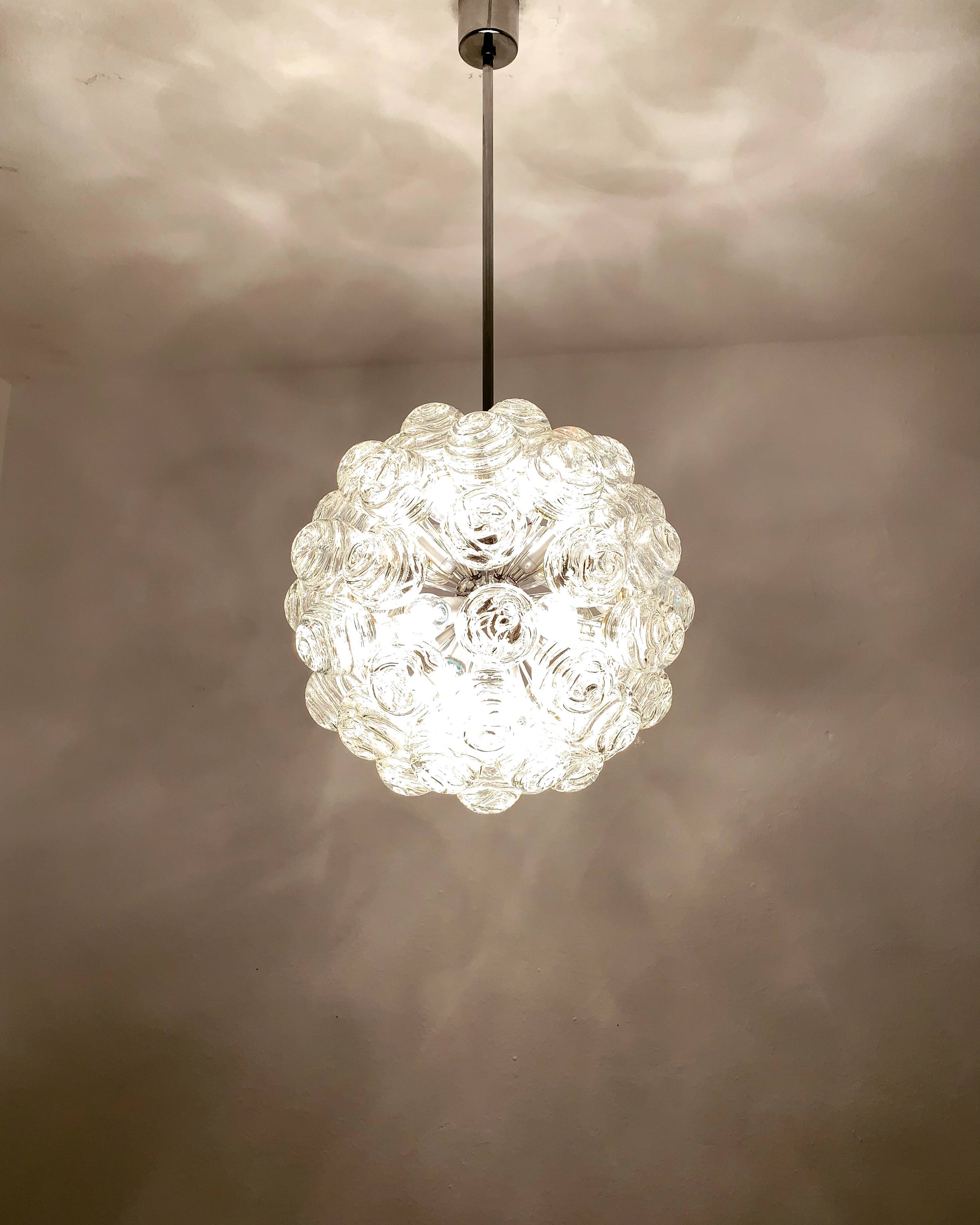 Lustre en verre bullé par Doria