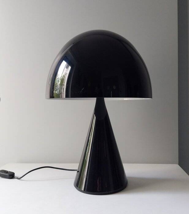 Guzzini Baobab lamp from the 1970s