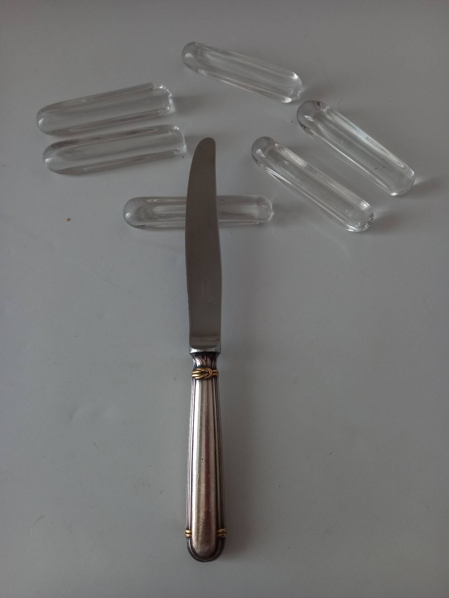 Knife rests