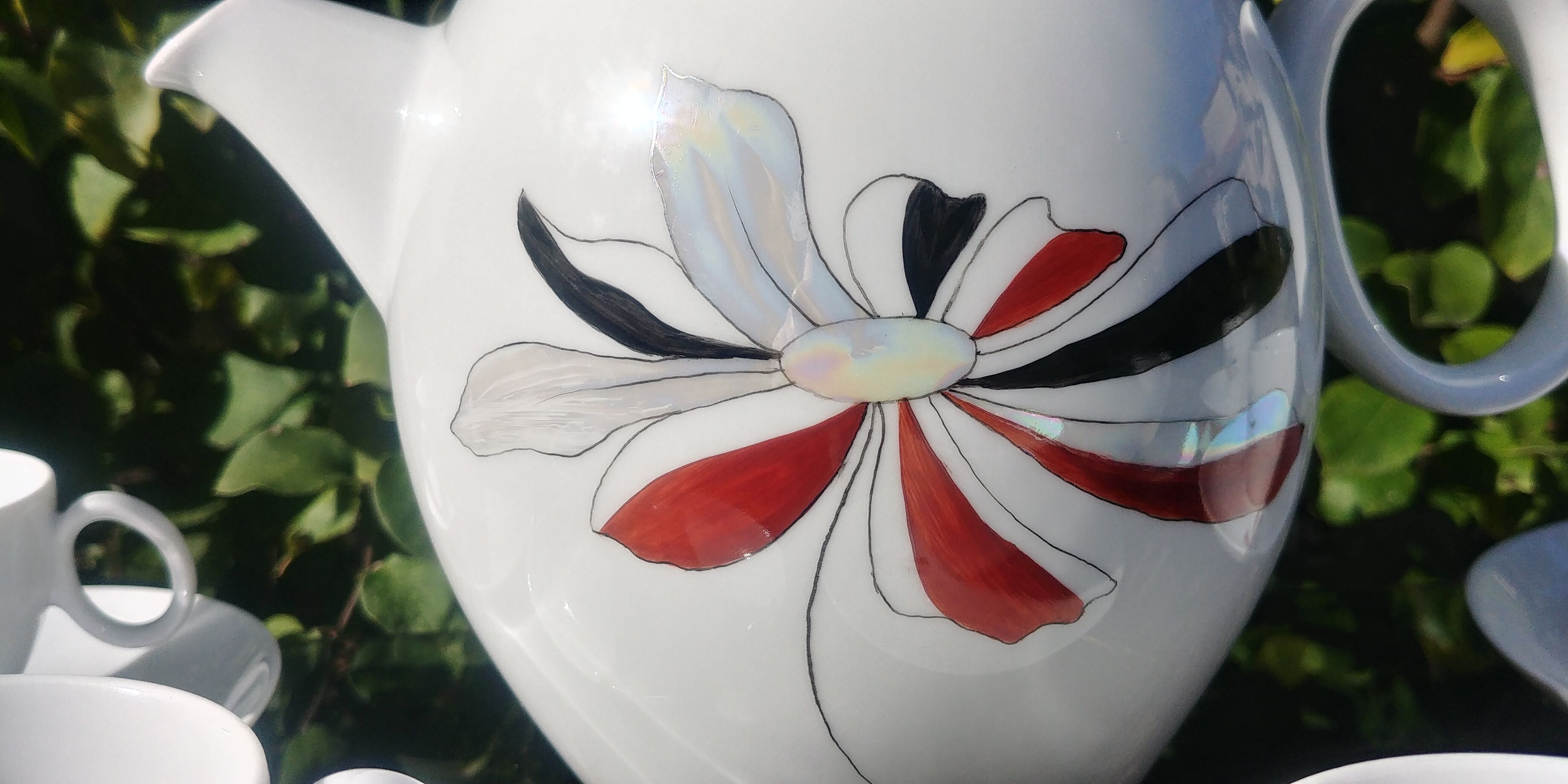 Coffee porcelain service -old signed Roussel J. decoration daisy