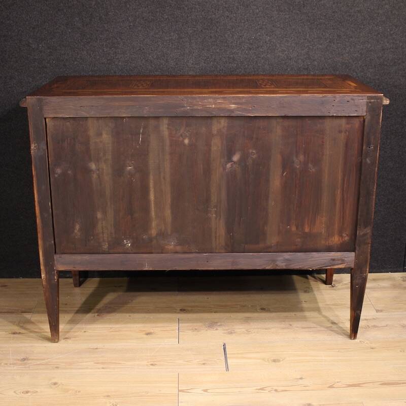 Commode en marqueterie de style Louis XVI italien du 20e siècle