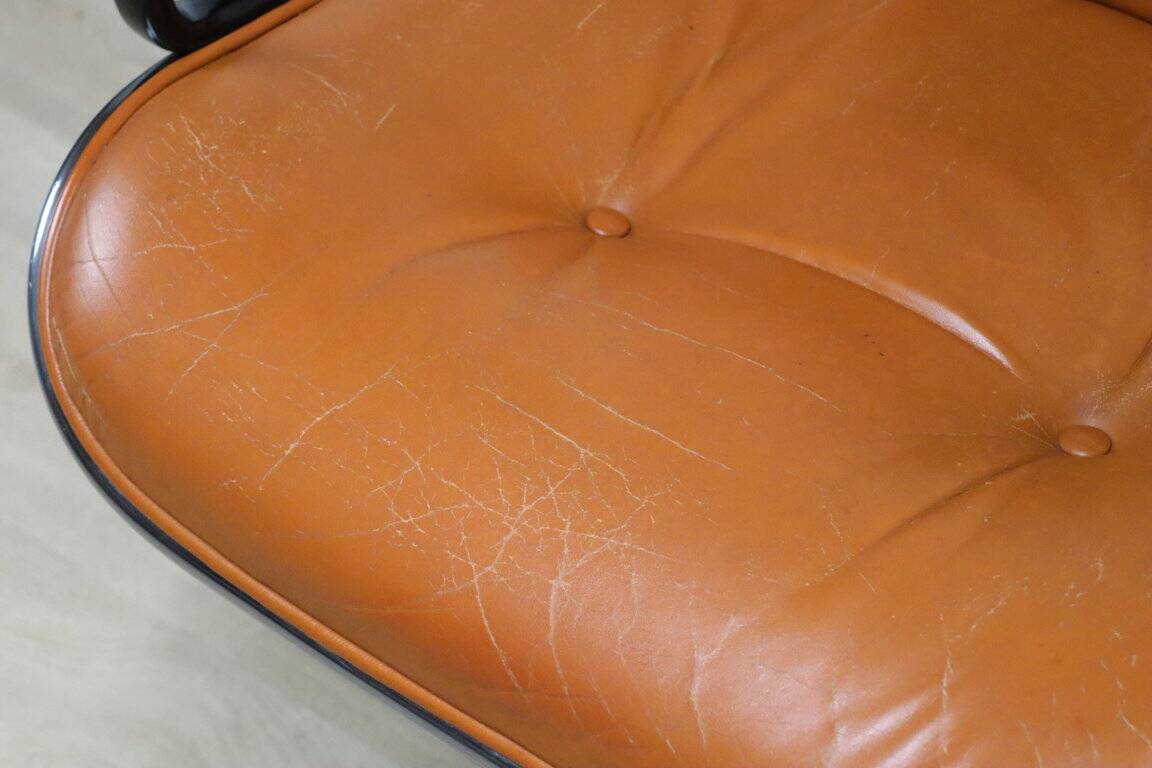 Charles Pollock leather office chair, Knoll edition, 1970