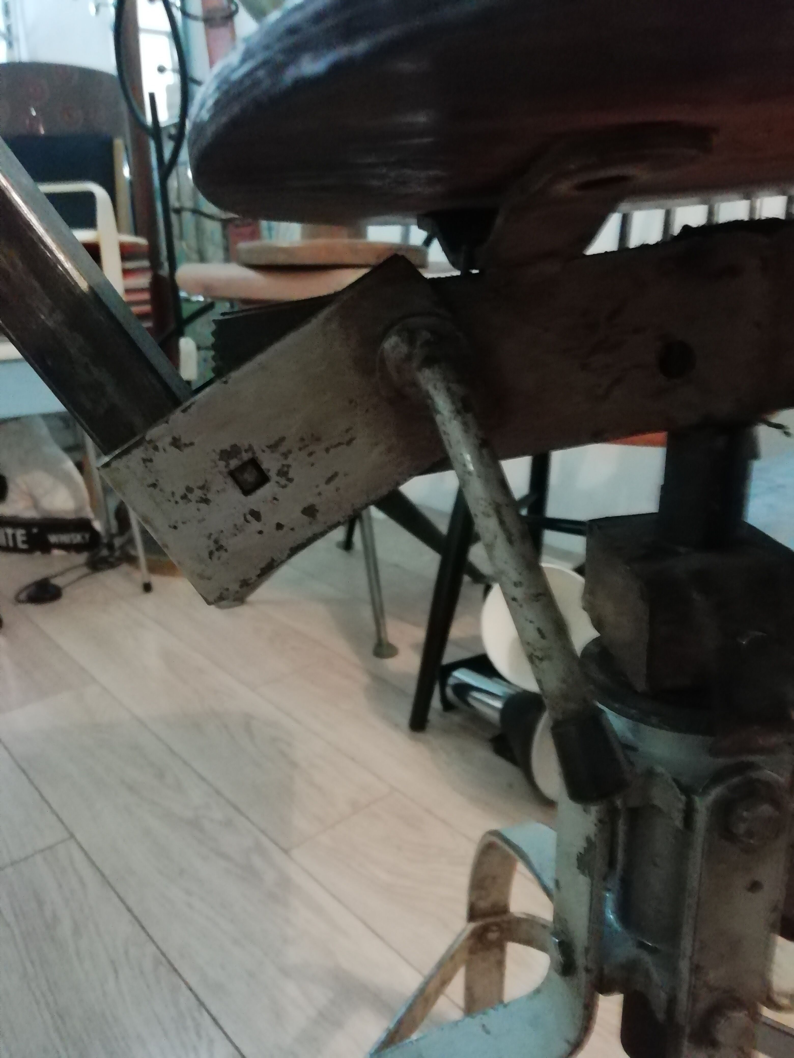 Workshop chair "bienaise"