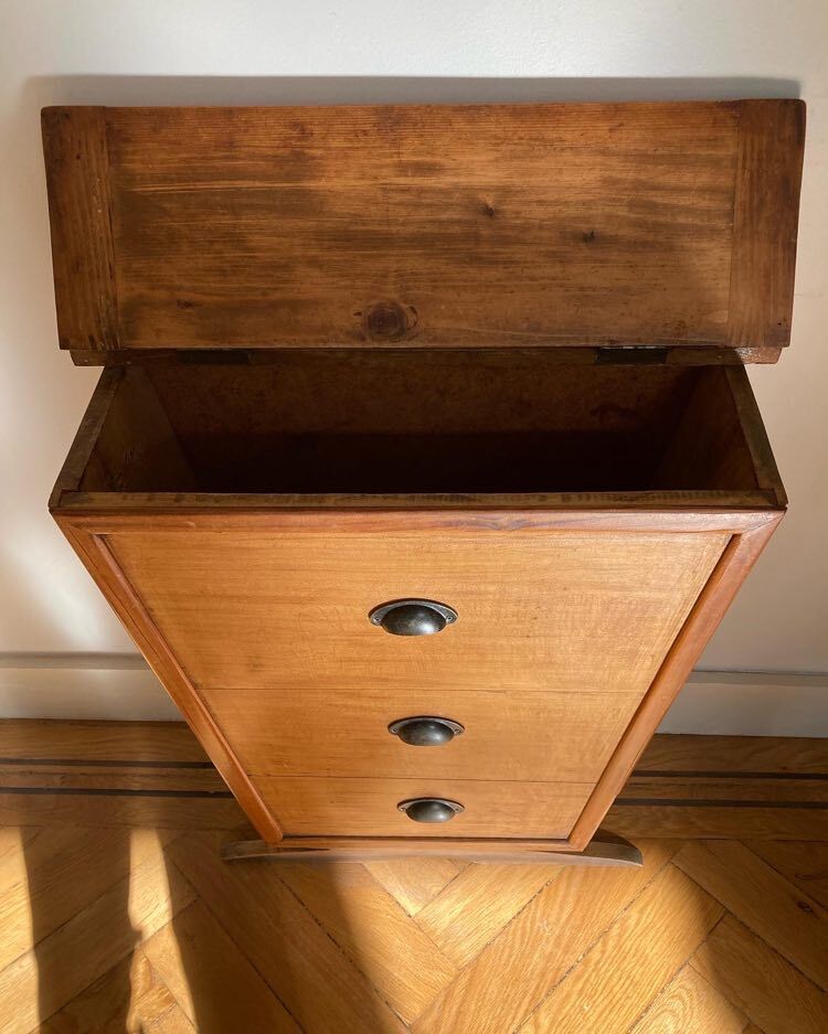 Bread hutch