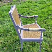 Fauteuil Louis XVI en cannage, milieu du XIXe siècle