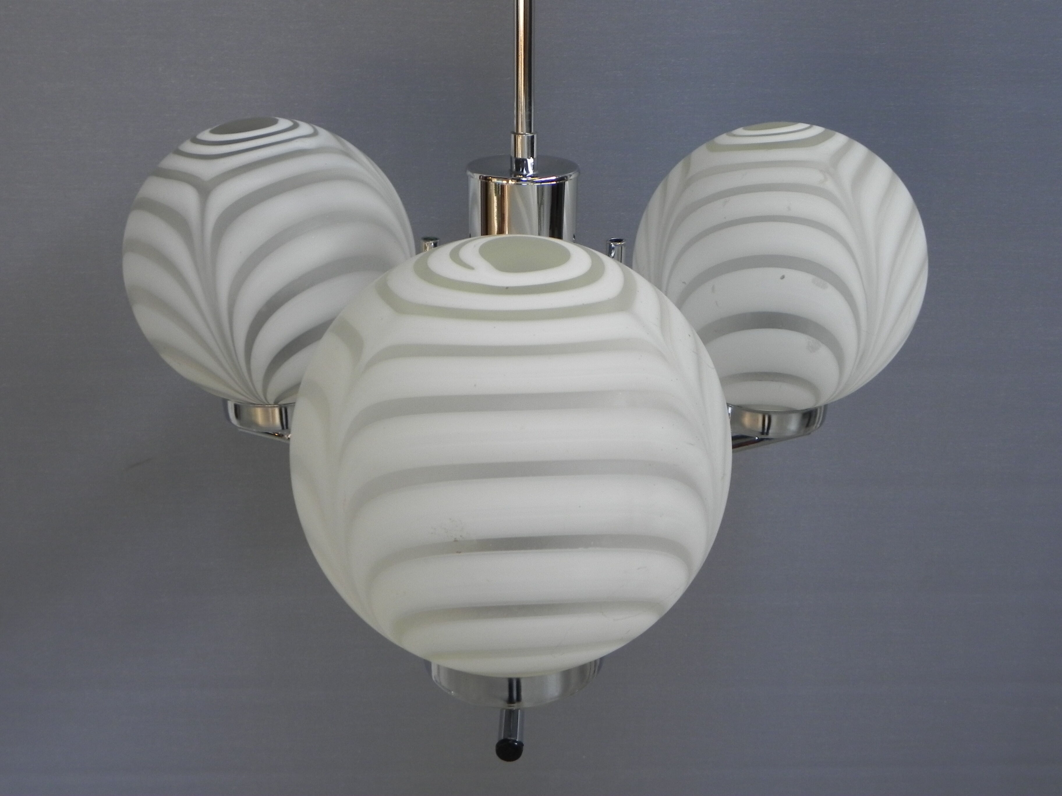 Vintage chandelier with 3 globes