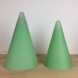 2 lampes coniques Teepee par SCE en verre vert