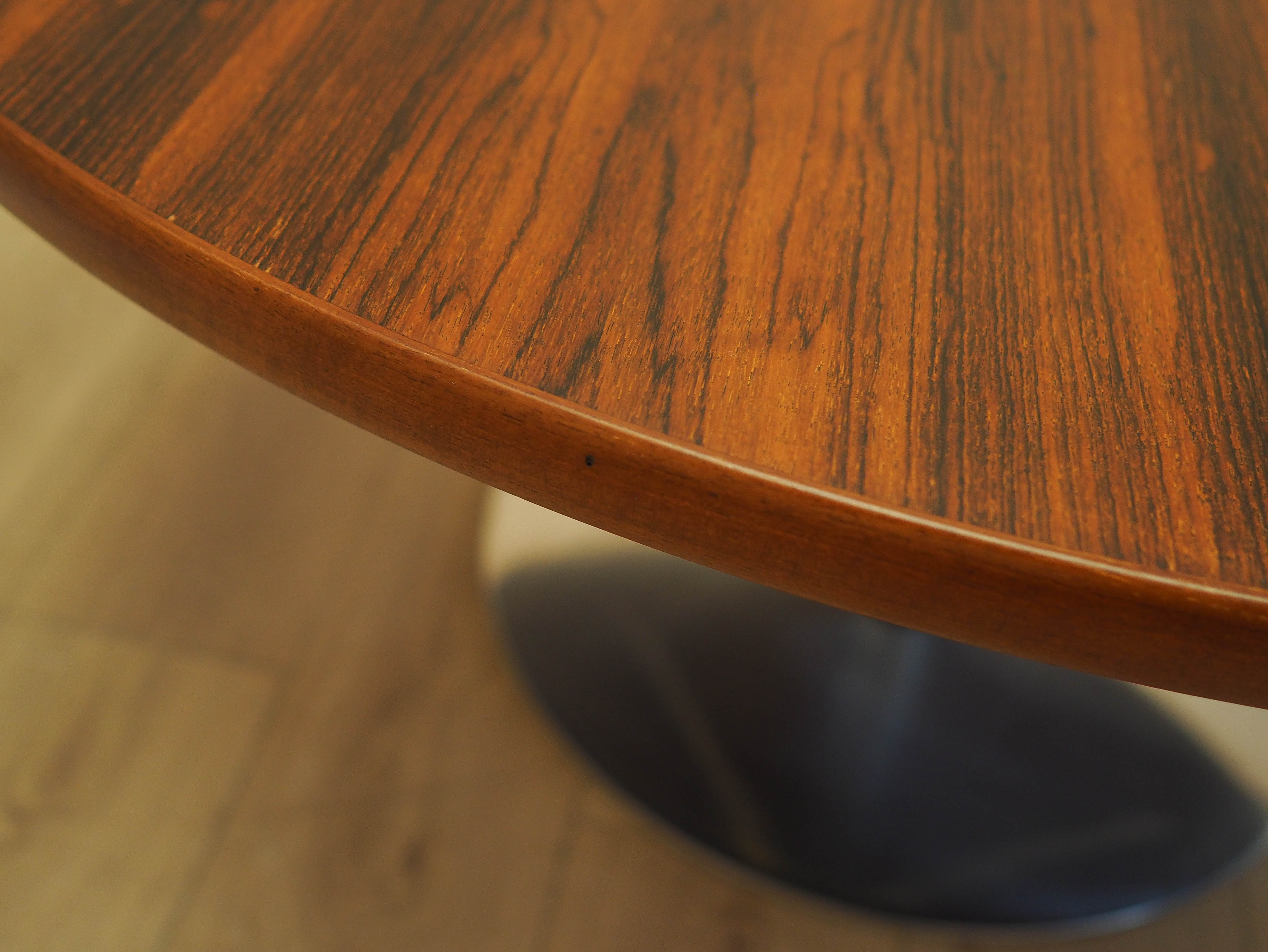 Round rosewood coffee table, Danish design, 1970s, made in Denmark