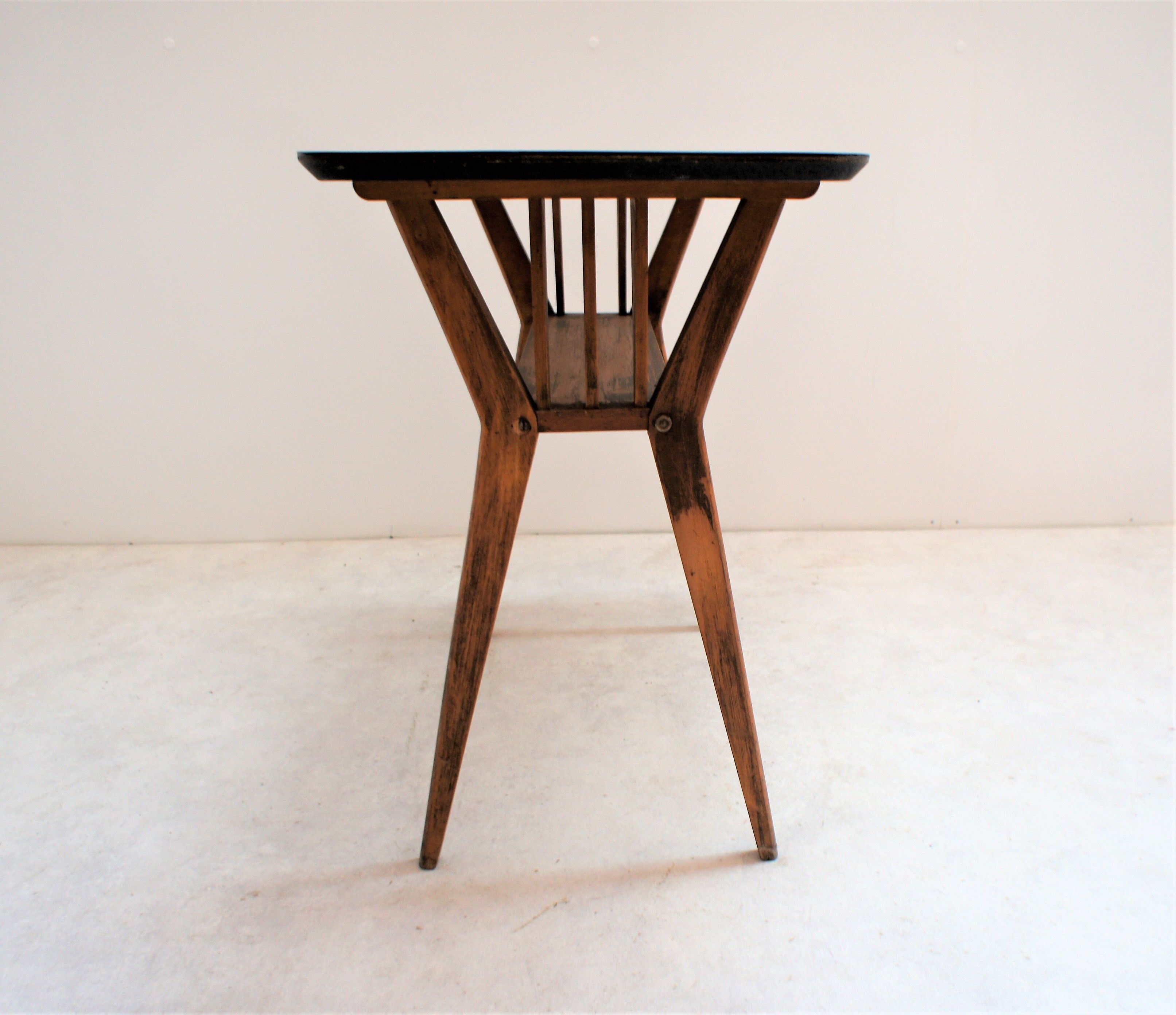 Vintage booster desk