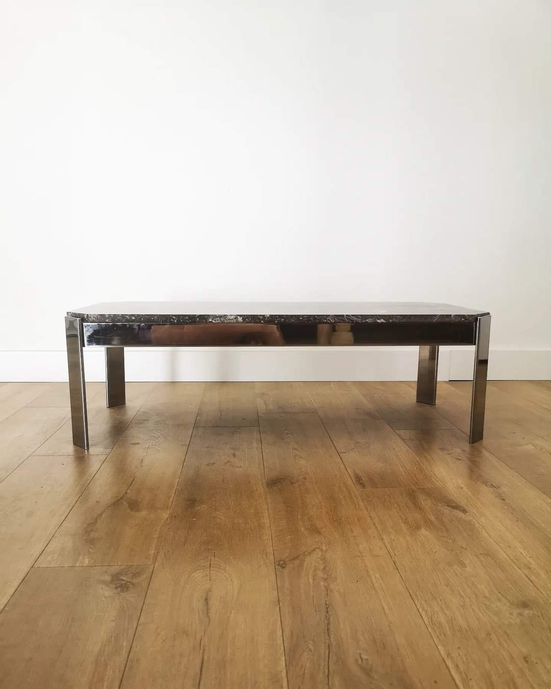 Marble coffee table and aluminum base