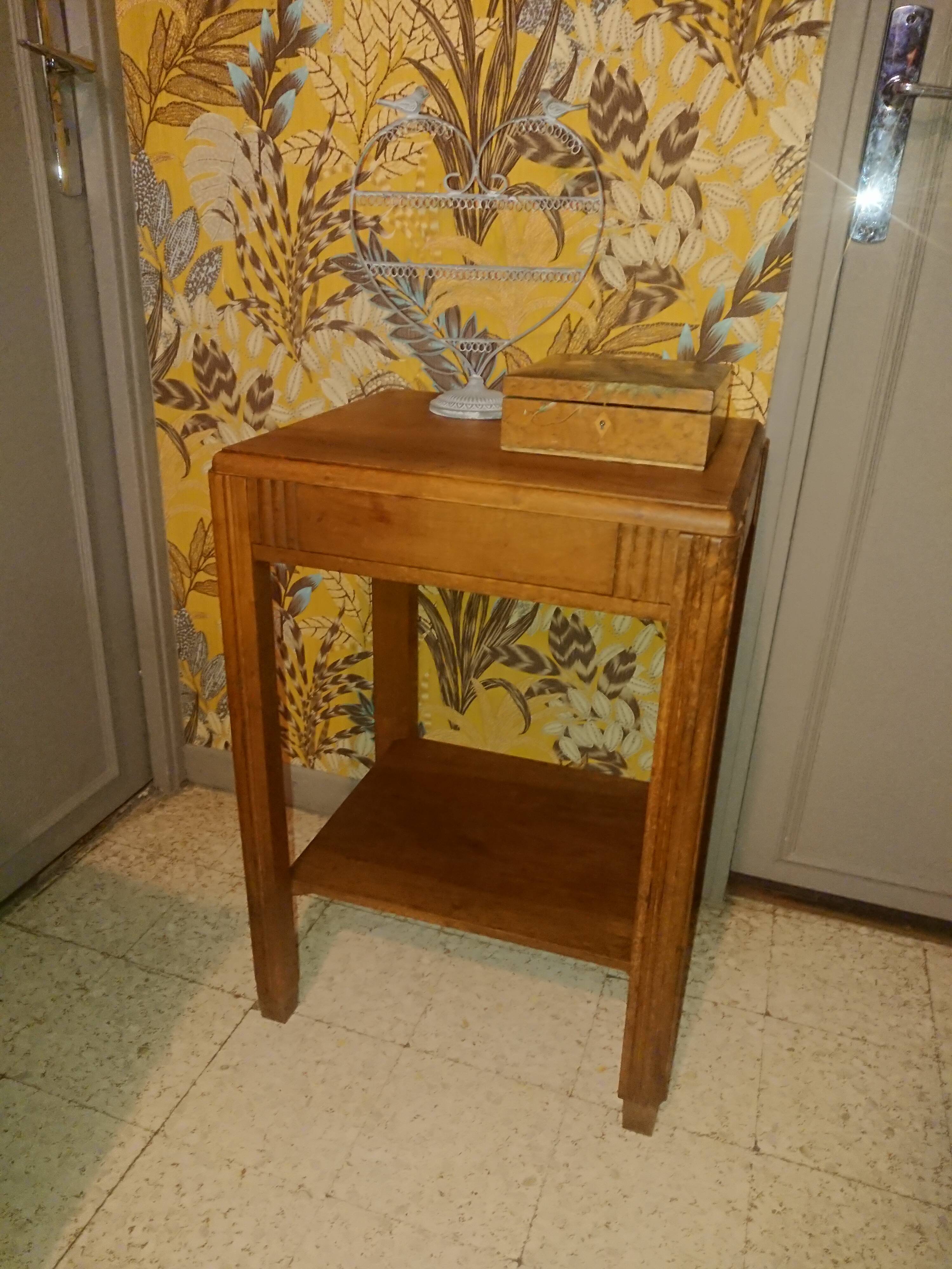 Side table Art Deco 1940 in solid wood caramel excellent condition