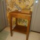 Side table Art Deco 1940 in solid wood caramel excellent condition