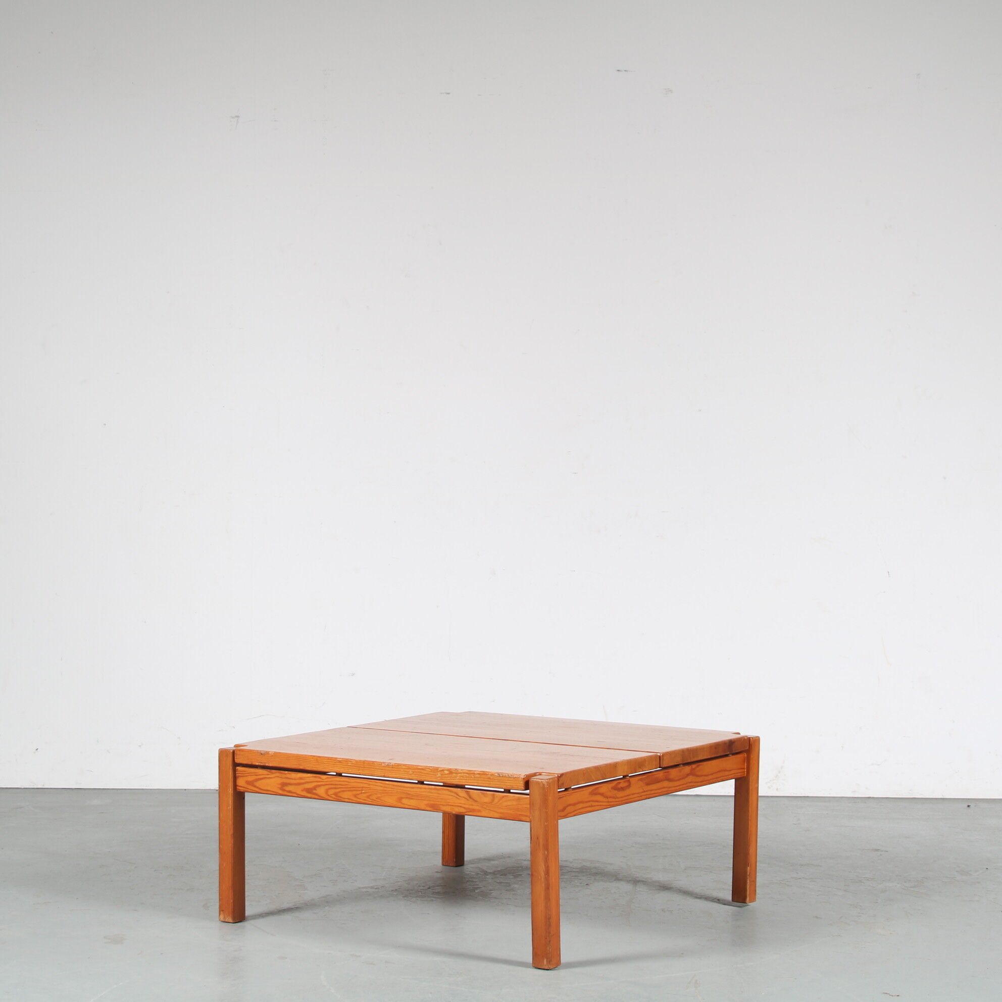 “Hongisto” Coffee table by Ilmari Tapiovaara for Laukaan Puu, Finland 1960s