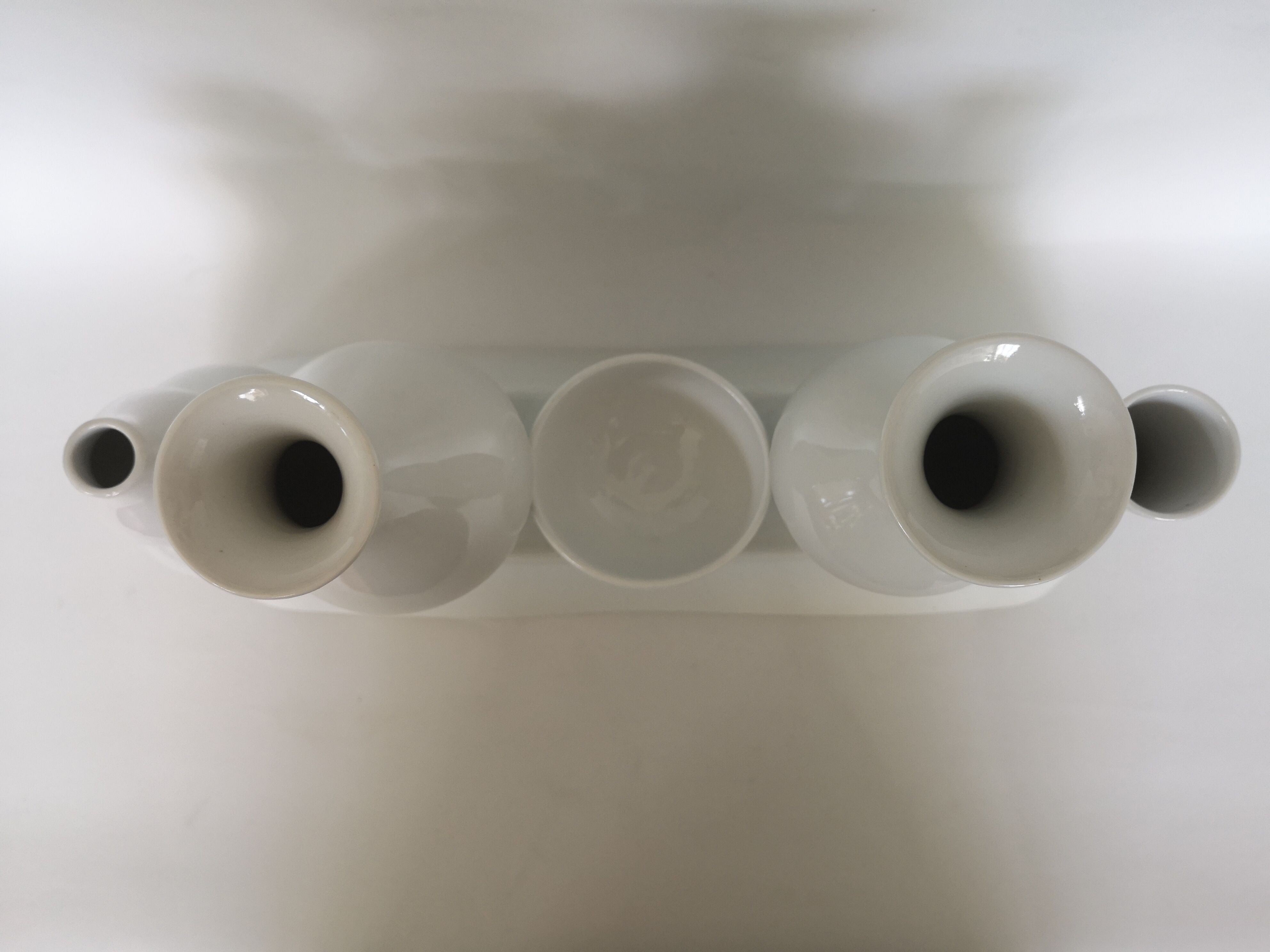 Set of 5 ceramic vases