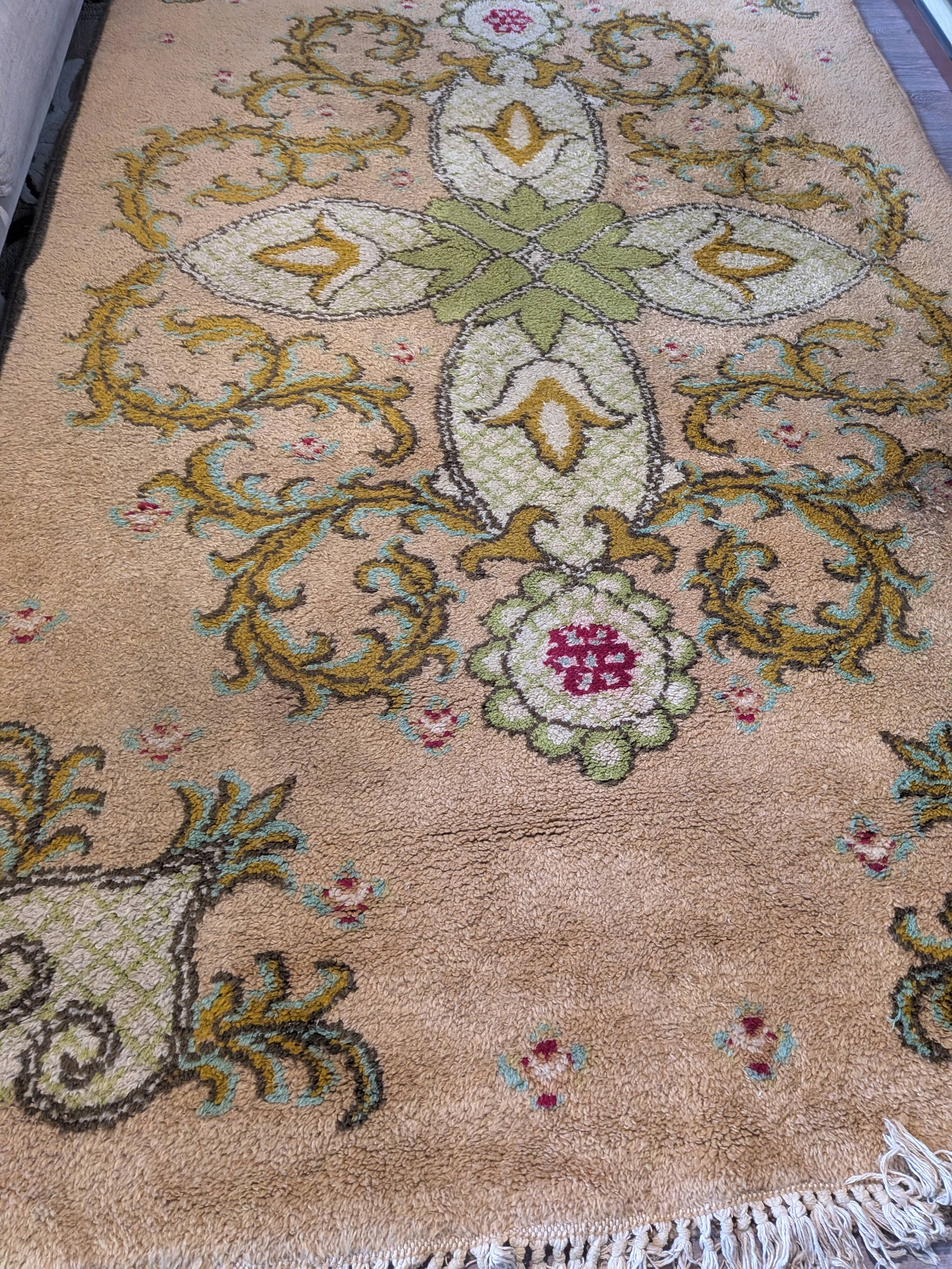 Vintage Moroccan medallion rug in pure wool – 293 x 180 cm