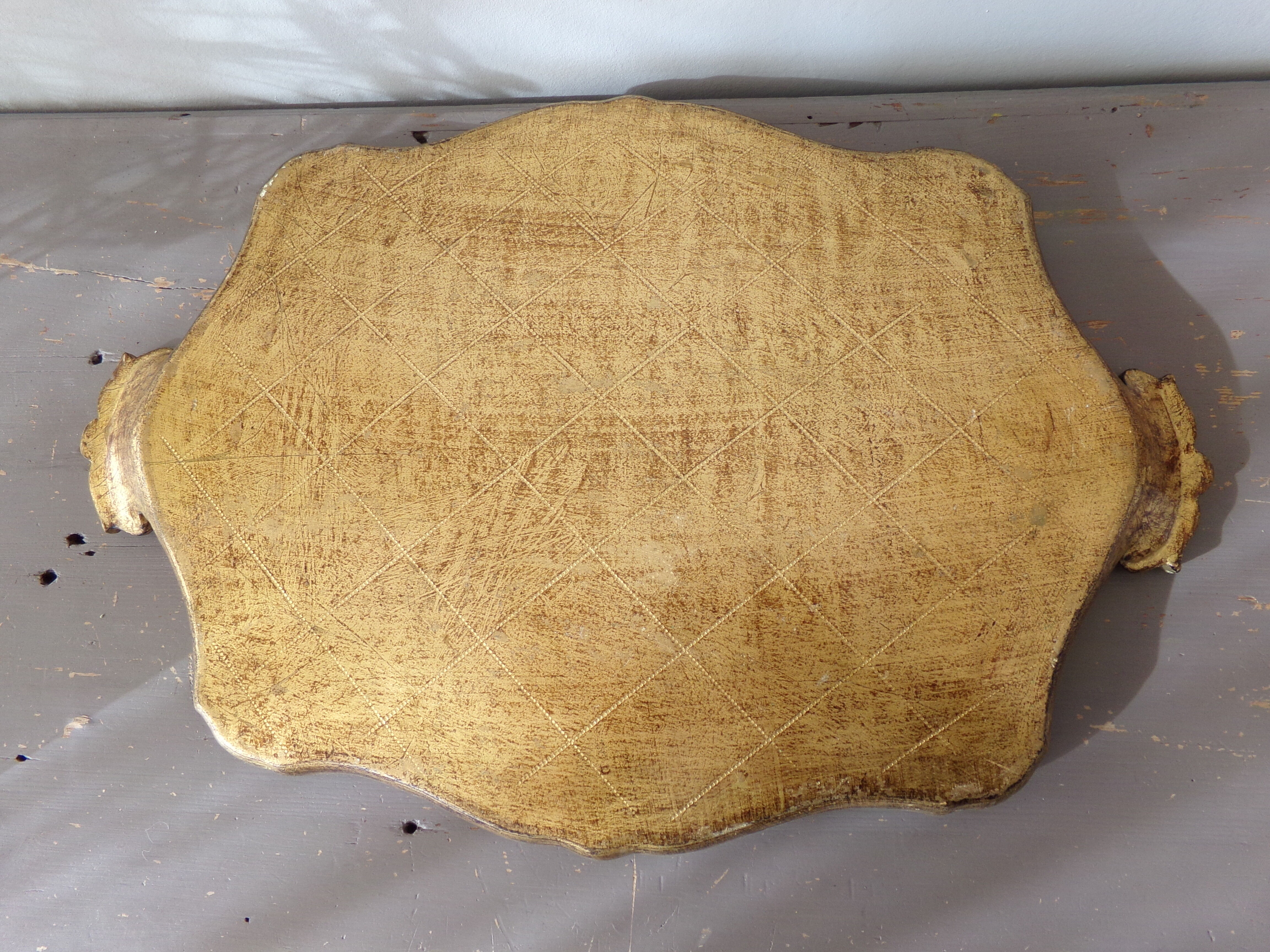 Florentine service tray made of hand-painted wood