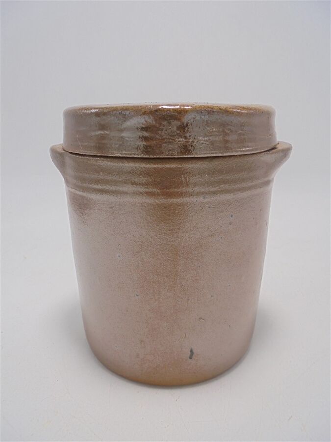 Sandstone pot