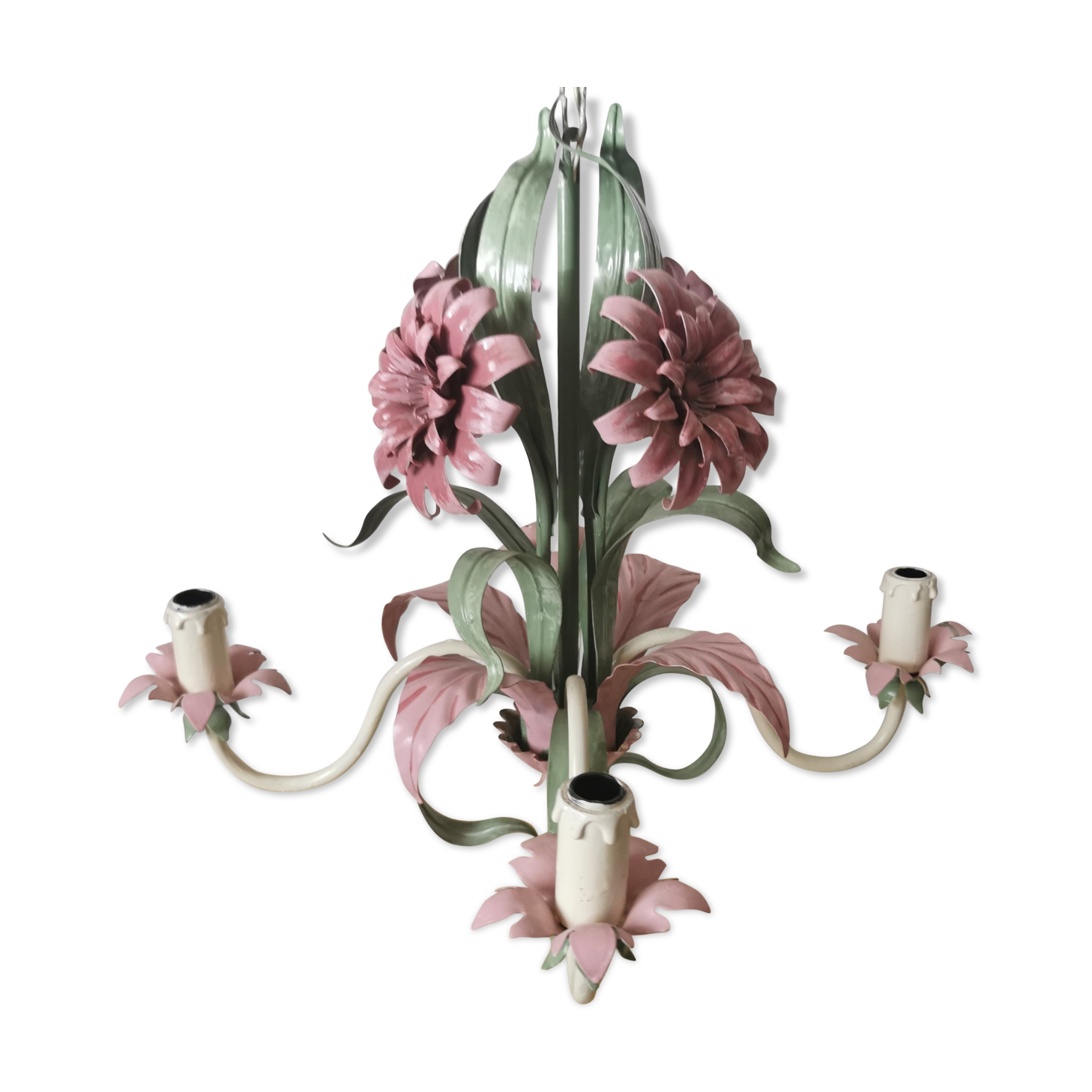 Lustre iron and painted sheet flowers camellias