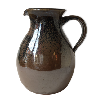 Glazed stoneware jug signed "KD".