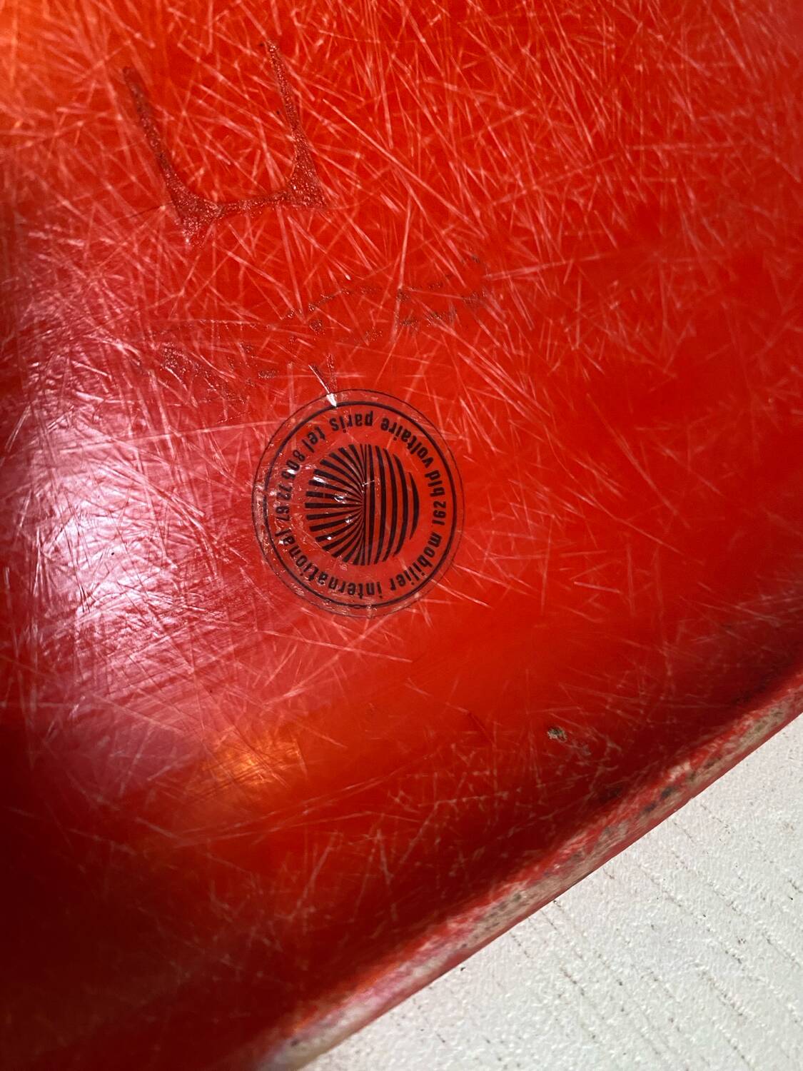 Eames Dss chair Fiberglass, H Miller