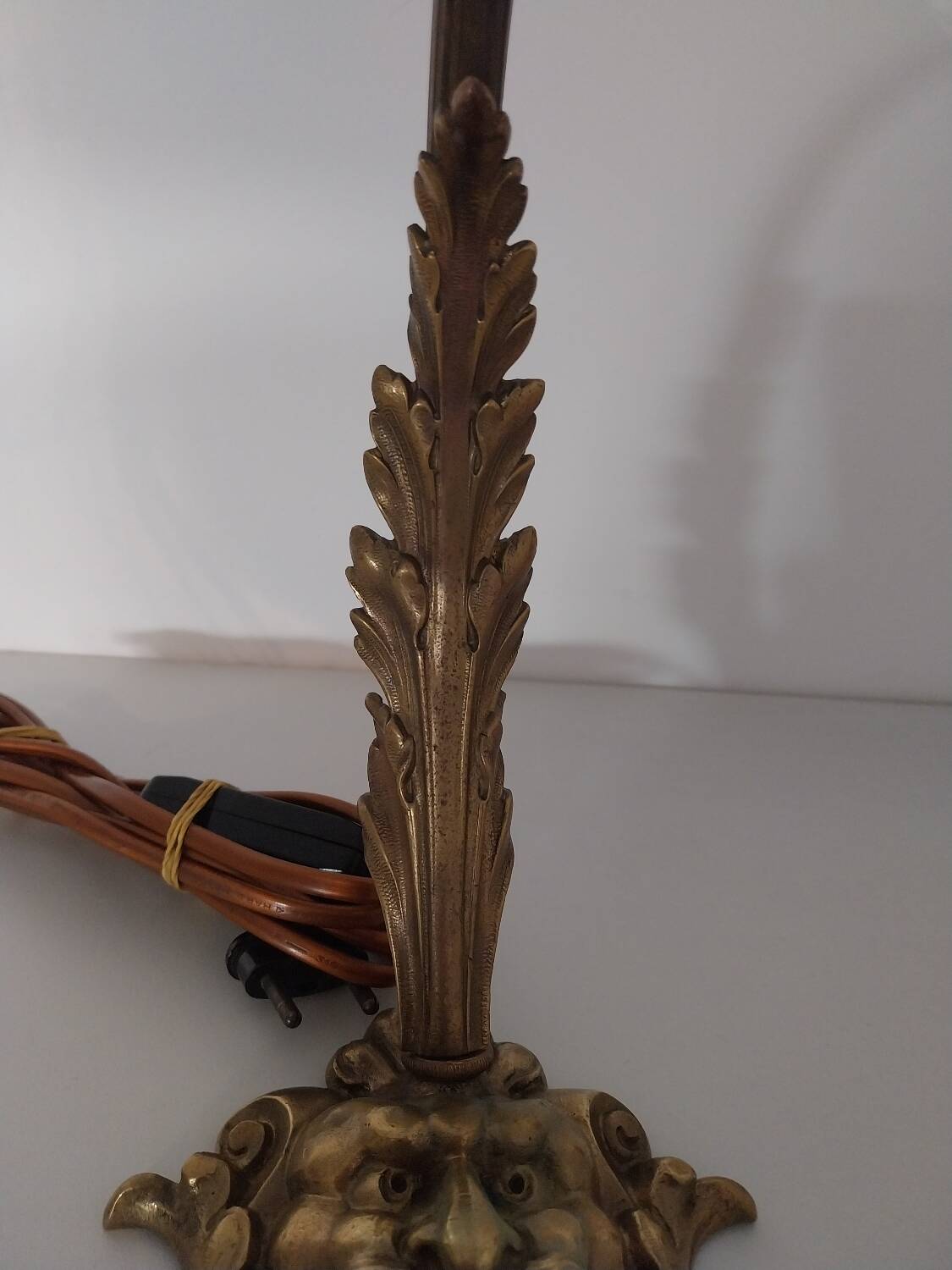 Bronze desk lamp