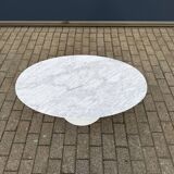 Original oval coffee table Knoll Tulip Eero Saarinen Carrara