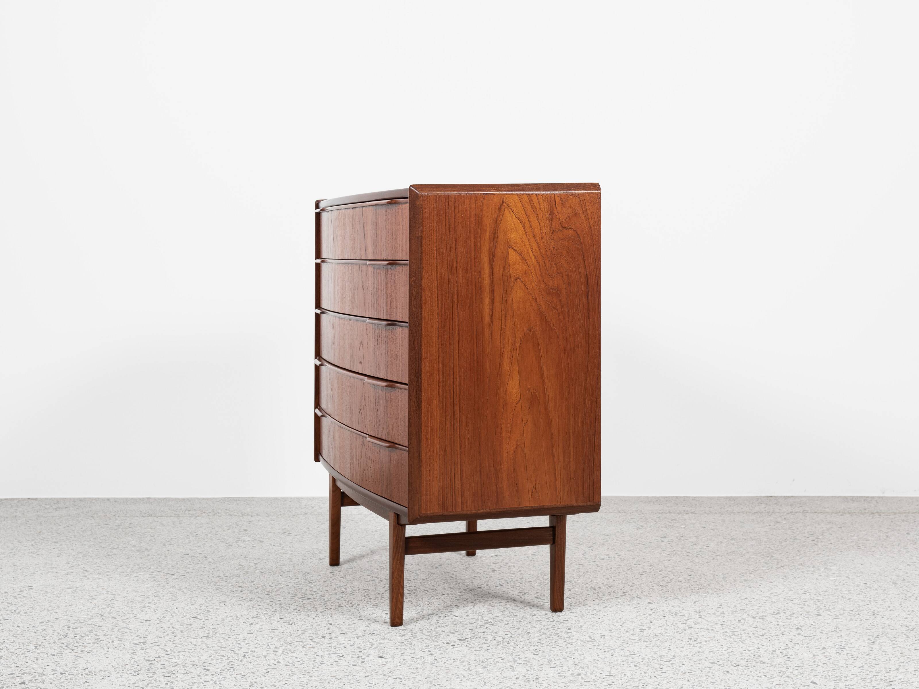 Midcentury Danish wider chest of 5 drawers in teak 1960s
