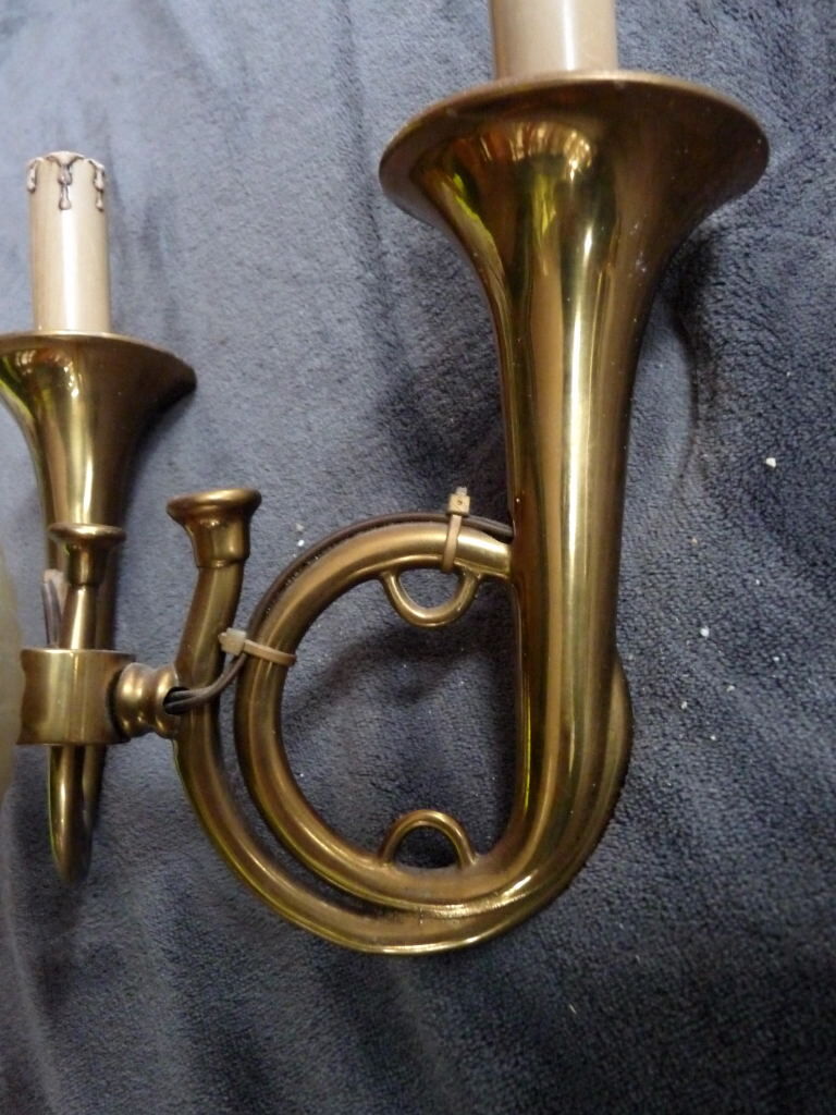 4 bronze. sconces hunting horns, trumpet musical instrument