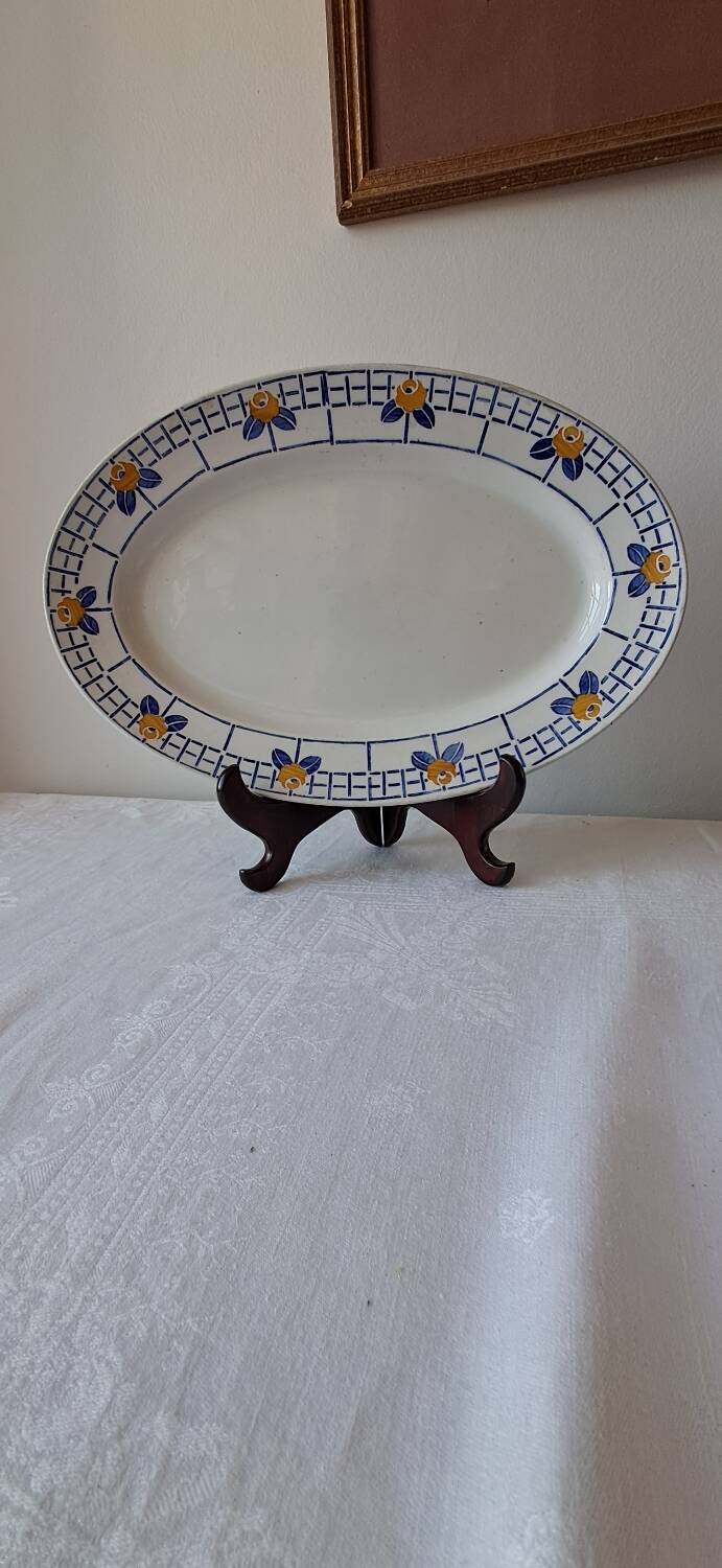 Sarreguemines Ribeauvillé Model Dish. Vintage