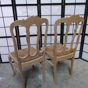 2 oak chairs Louis XV style mulched aerogummed