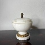 Alabaster and gilded bronze candy box