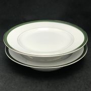 Plates on pedestal nineteenth century Villeroy and Boch