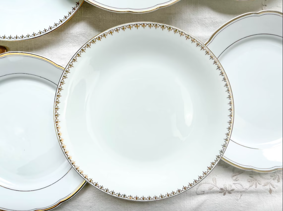 Porcelain dinner service for 6 people