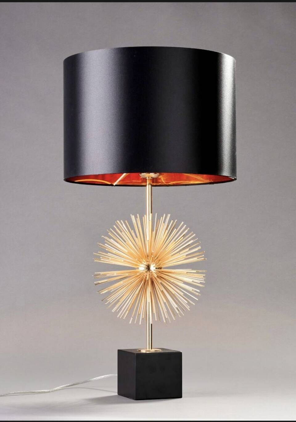Lampe Prisme. Editeur: Hormis Paris