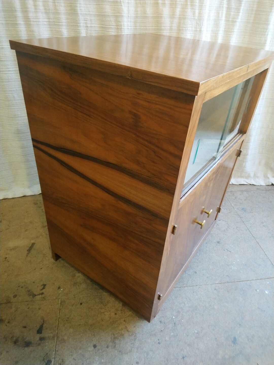 Art Deco bar furniture