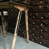 Child office feet compass