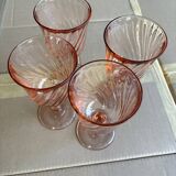 Verres à pied vintage