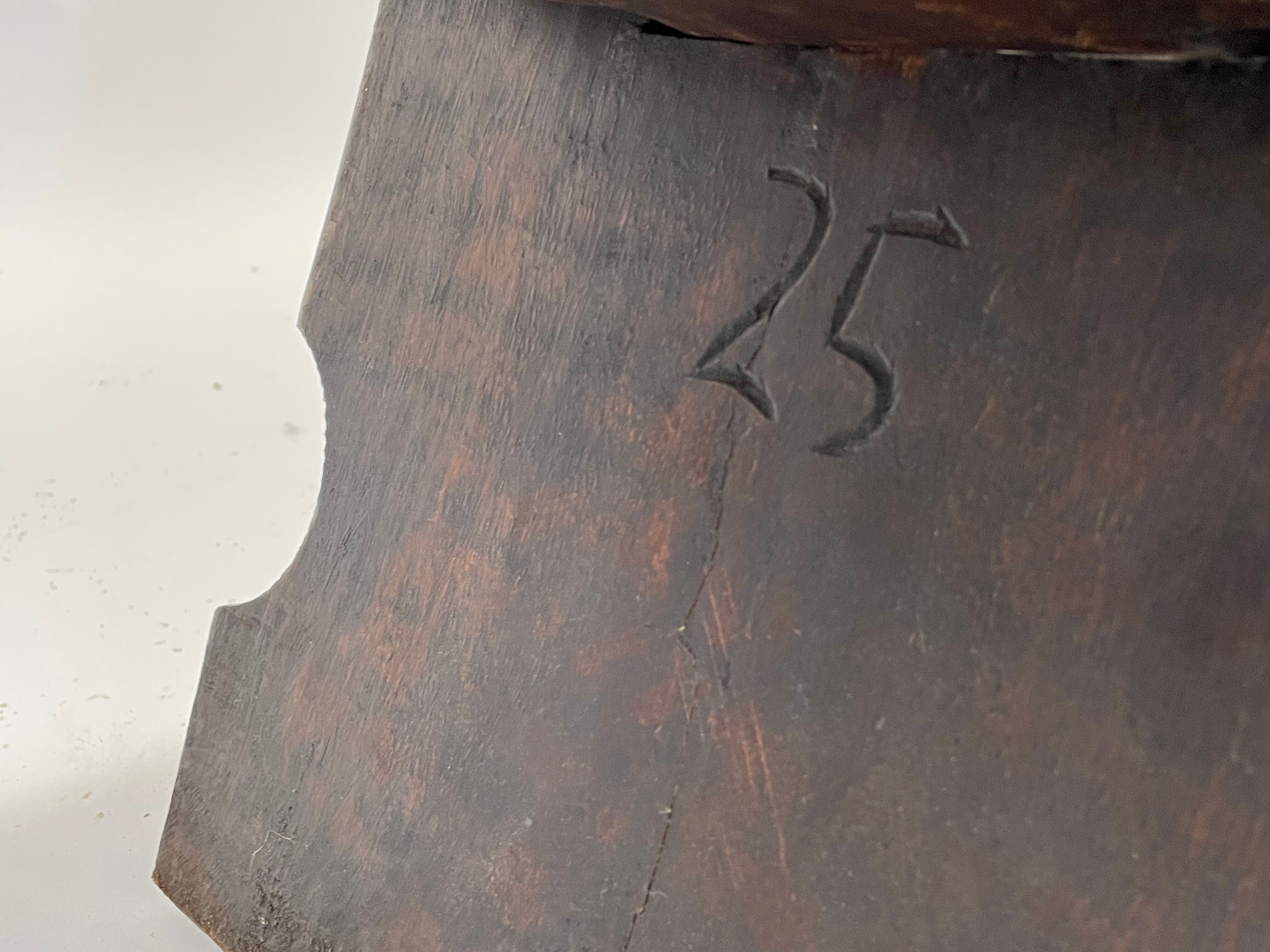 Conception de chaises de naissance africaine du milieu du siècle