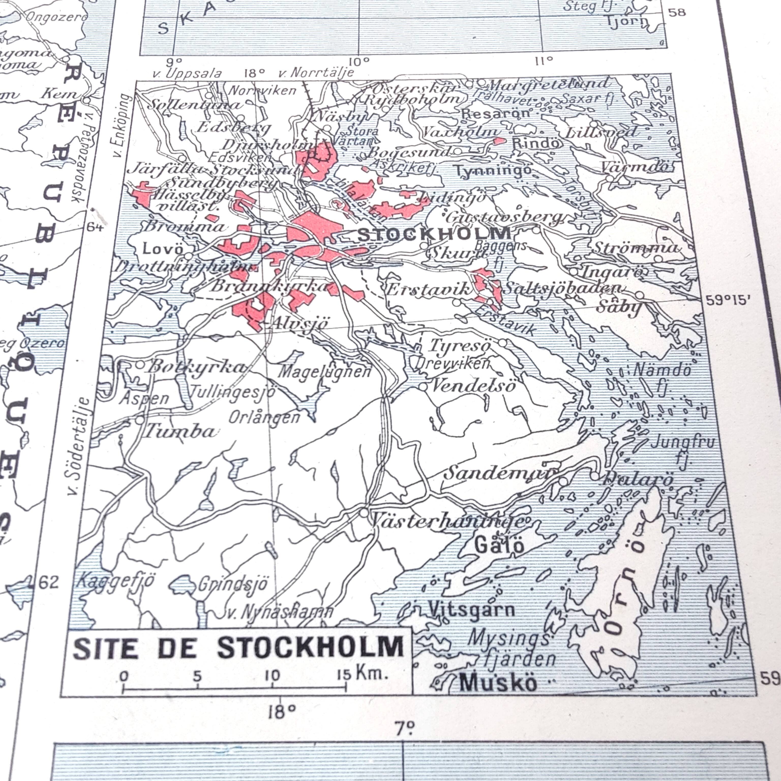 Carte ancienne  Scandinavie Norvège Suède Finlande 43x43cm de 1950