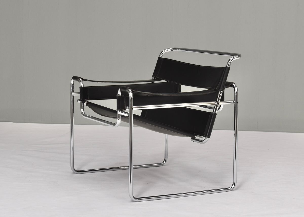 Wassily chair by Marcel Breuer in black leather 1970