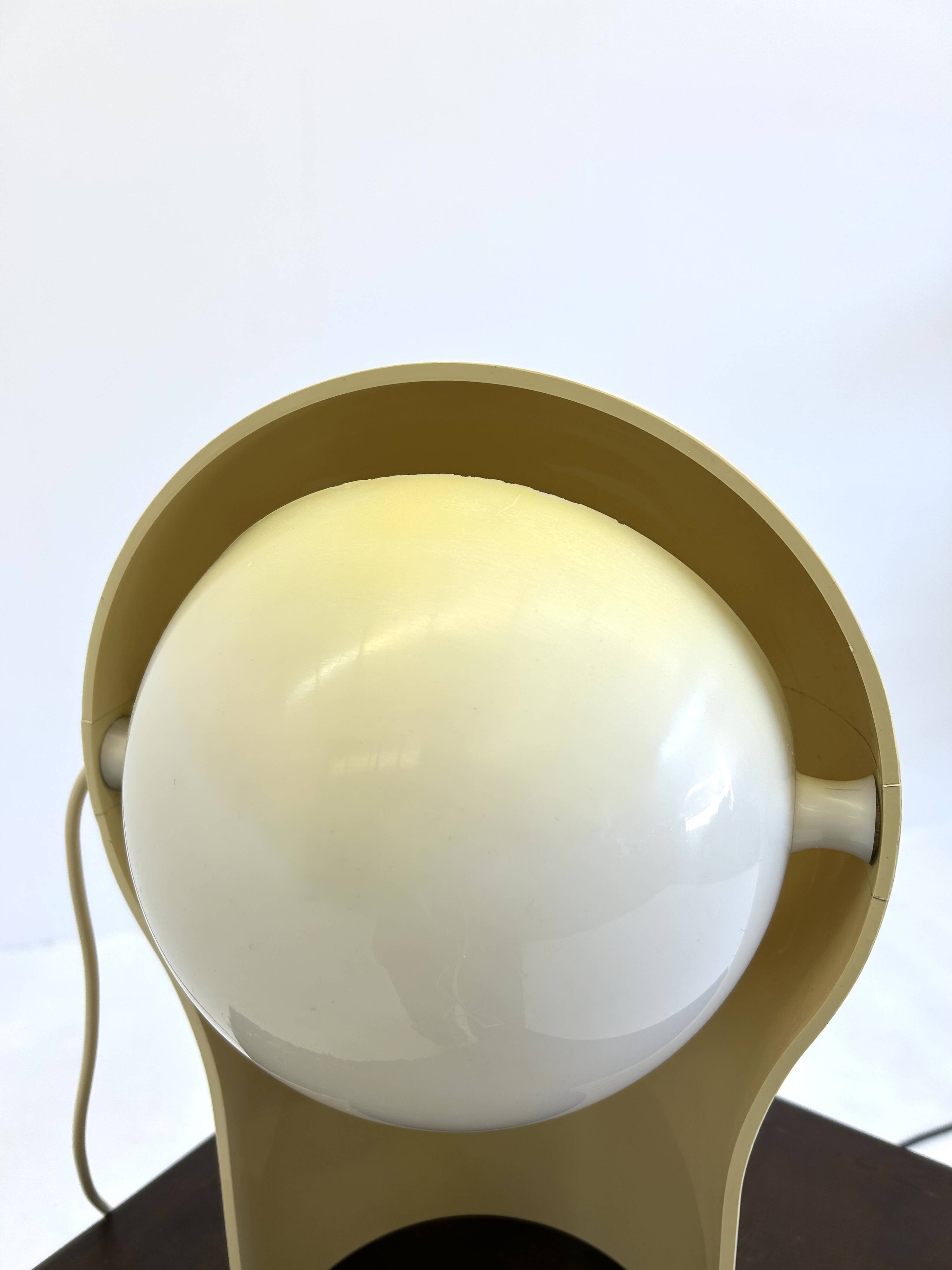 Lampe de table Telegono par Vico Magistretti pour Artemide