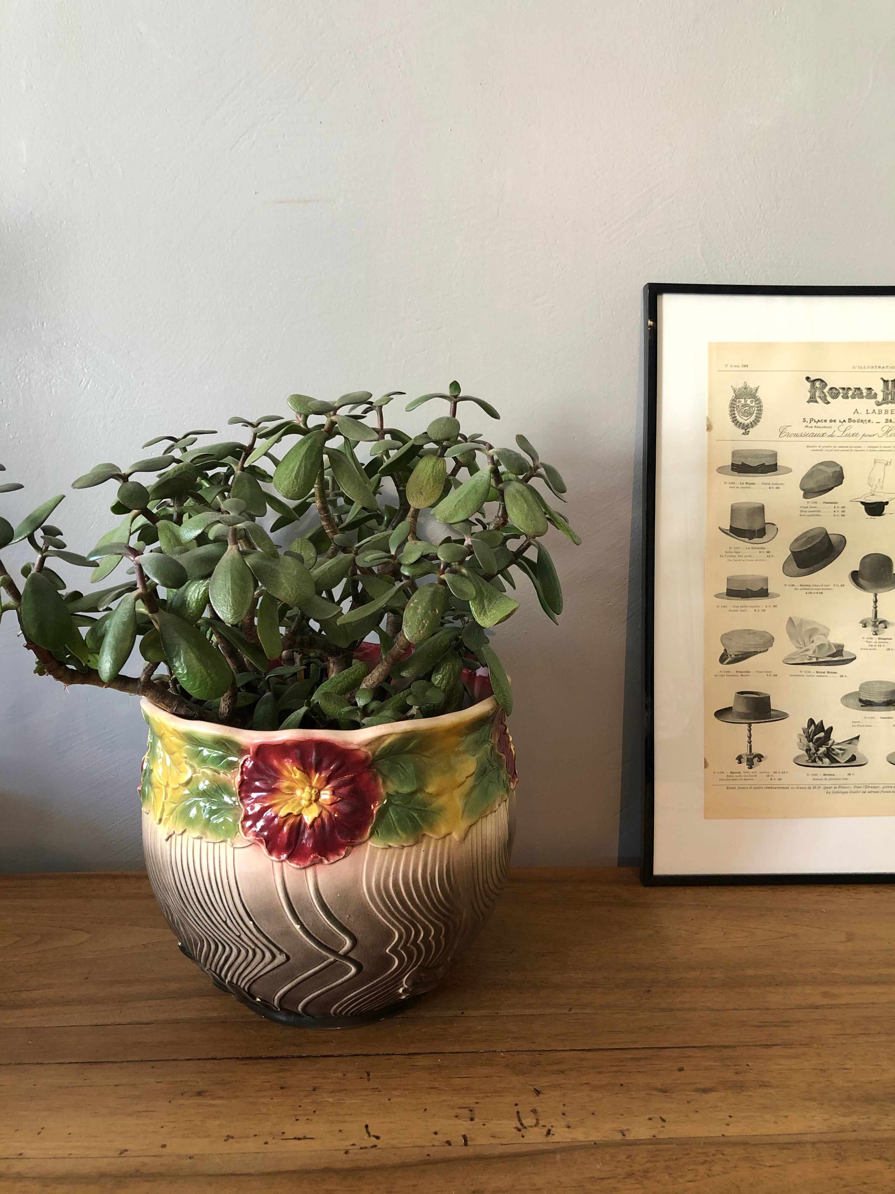 Pot cover in St. Amand dabbling