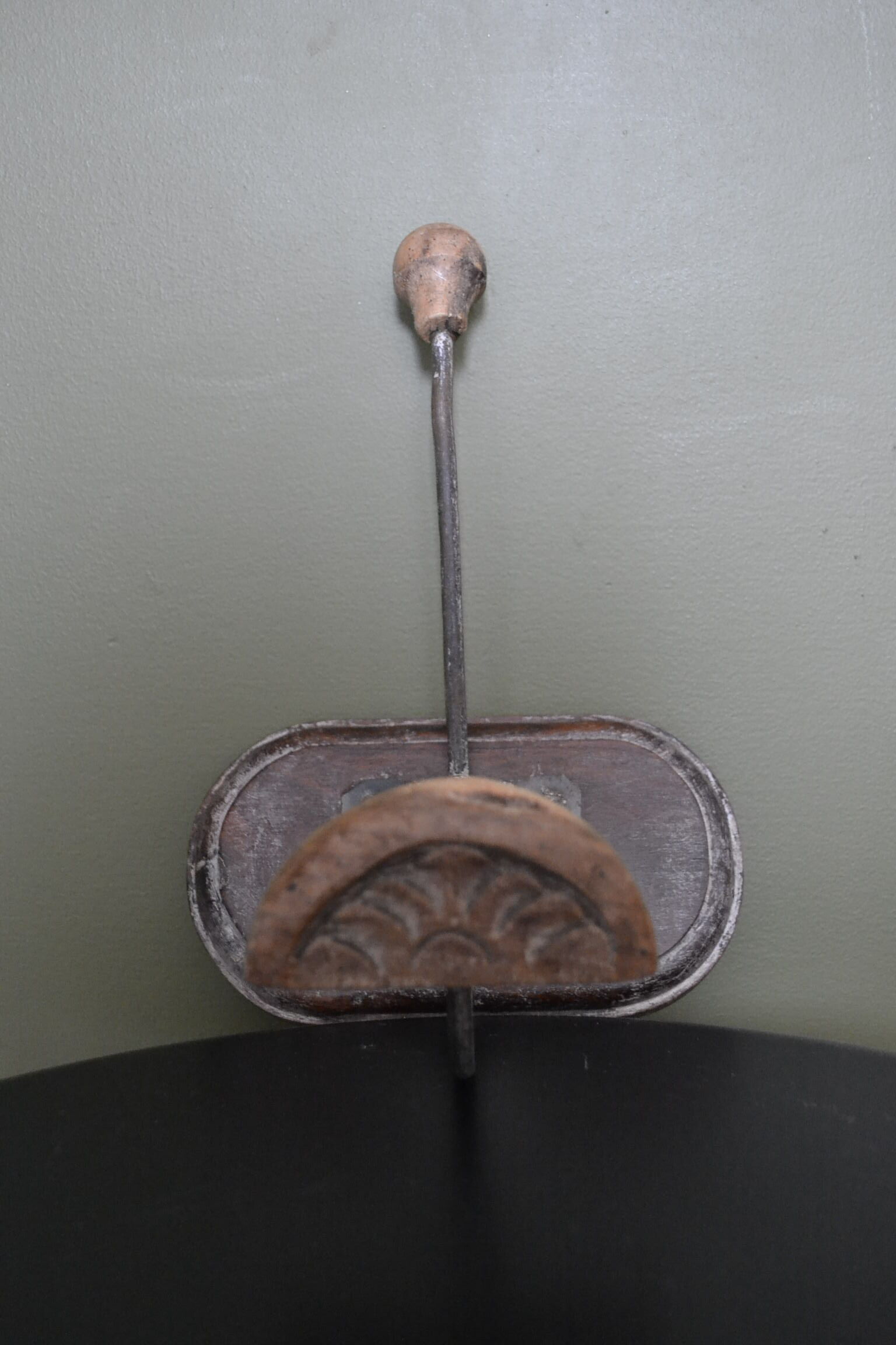 Coat holder