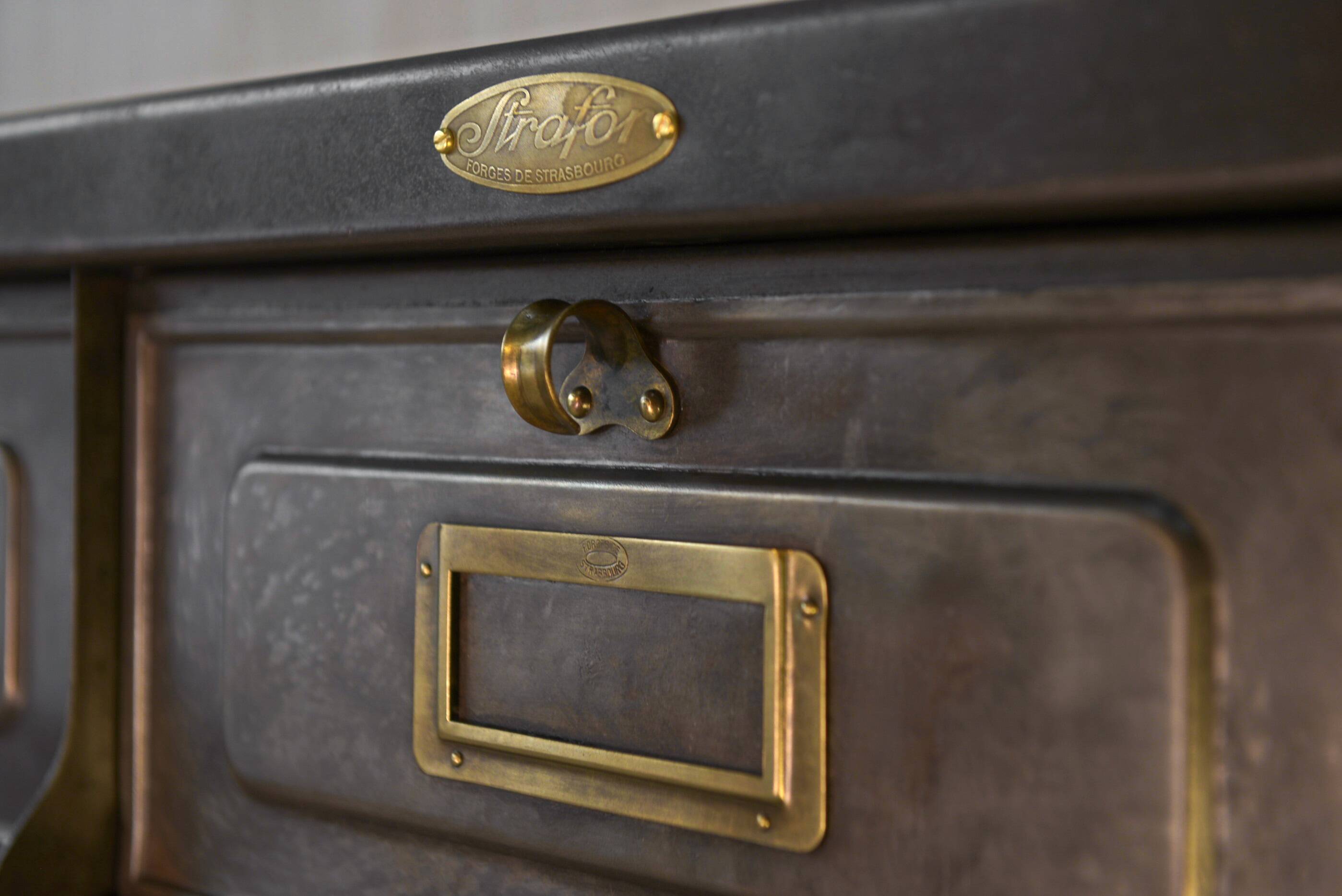 Meuble à clapets strafor travail français vers 1920's