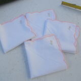 4 vintage towels