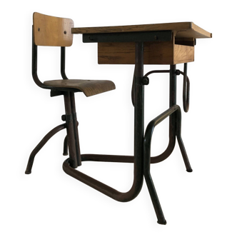 Adjustable school desk from the 1930s