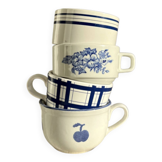 Set of 4 large vintage mismatched blue and white porcelain mugs - Cottage core