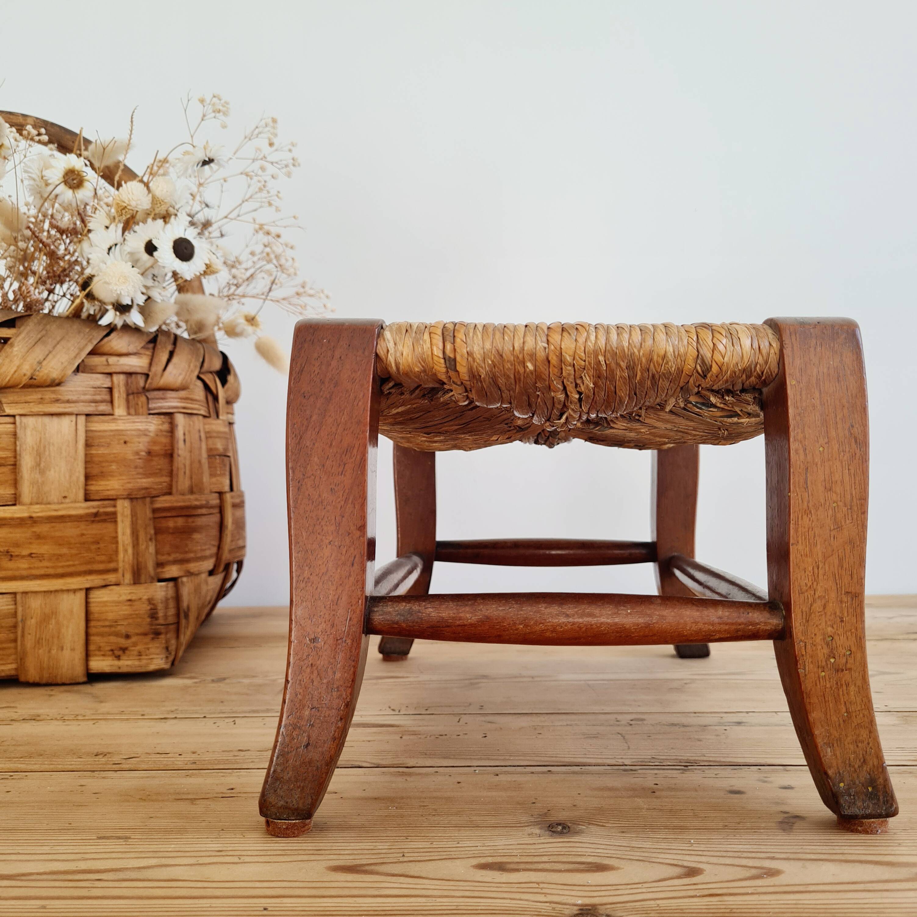 Mini banc en bois et paille